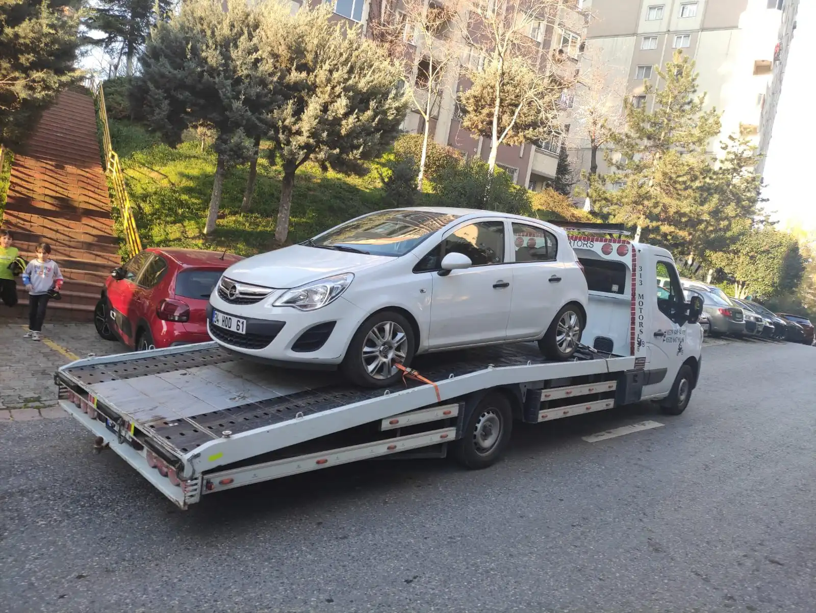 Zeytinburnu Araba Çekici Hizmeti